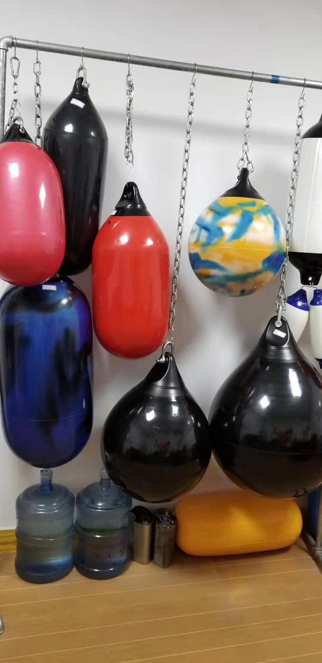 厂家供应l型游艇靠球船用靠球l型防碰球防撞球充气靠球量大从优