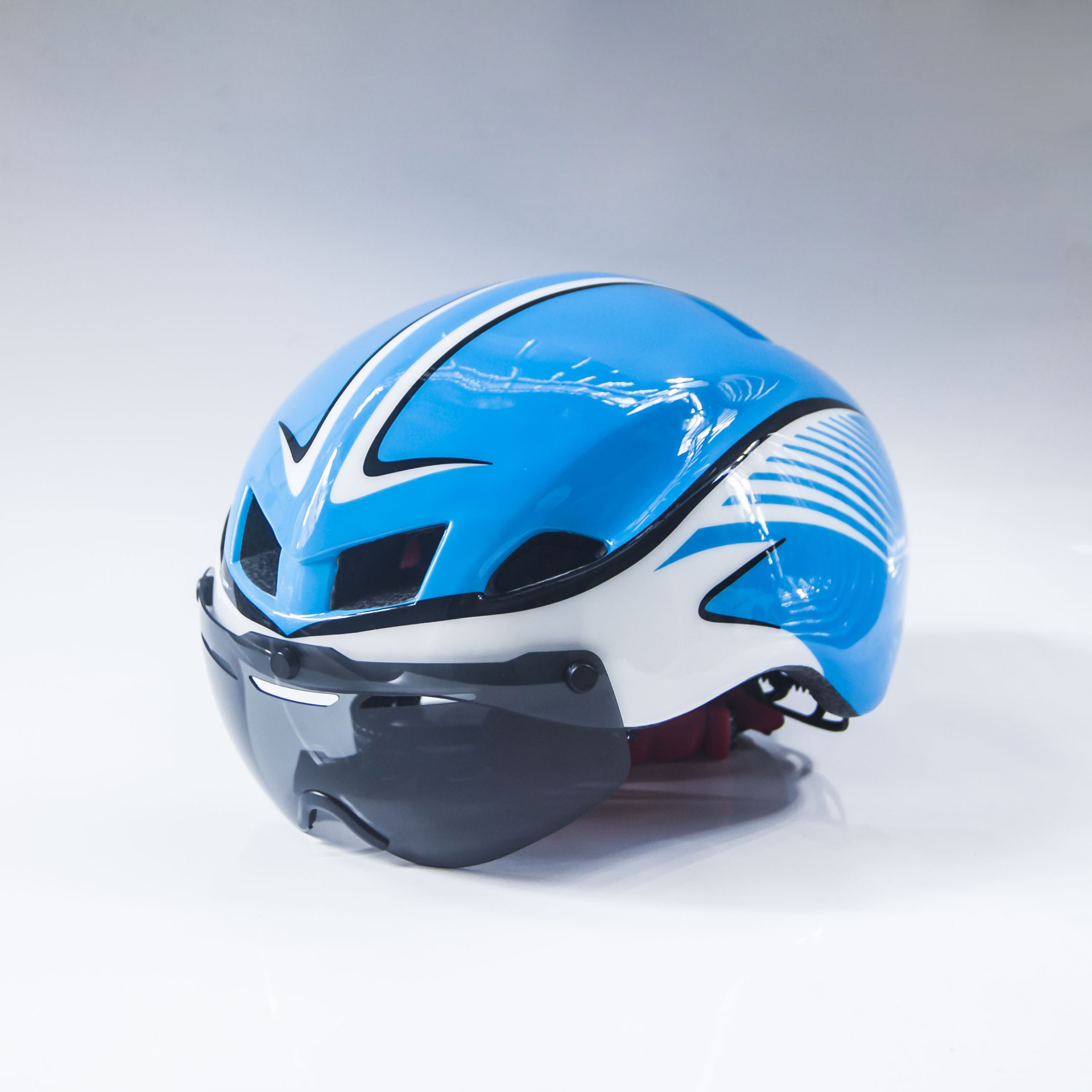 速滑头盔 一体成型轮滑头盔 高端出口专用速滑单排轮滑头盔