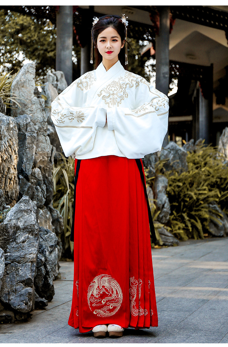 传统汉服红白通肩刺绣花上袄下裙明制套装货号rl8846