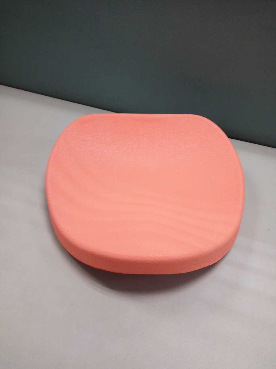 pu聚氨酯发泡产品 自结皮pu发泡 产品加工 仿木发泡聚氨酯