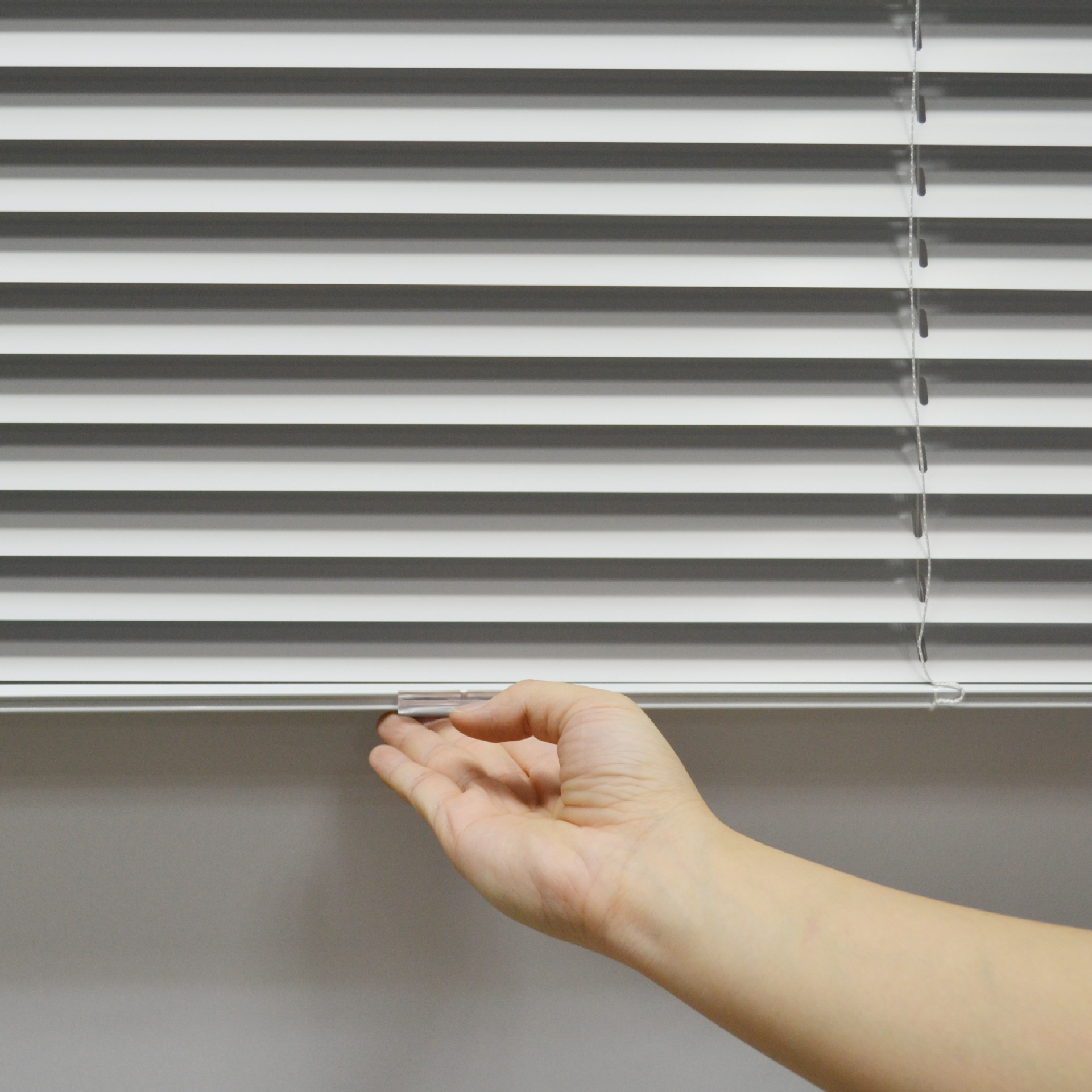 铝合金百叶_推拉式铝合金百叶窗帘 热销欧美1寸办公室书房卧室百叶帘 