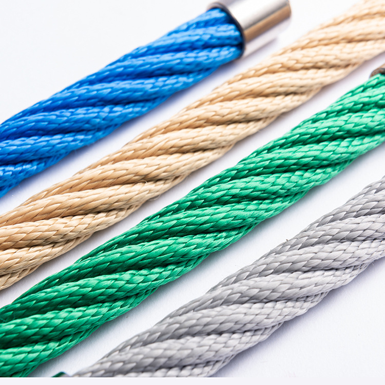 14-16mm 四股钢丝涤纶网绳 游乐绳