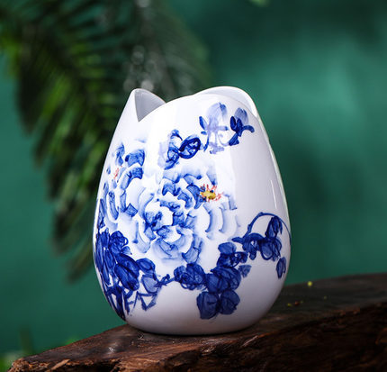 景德镇复古青花瓷小鱼家居客厅装饰陶瓷花瓶 中式工艺品摆件