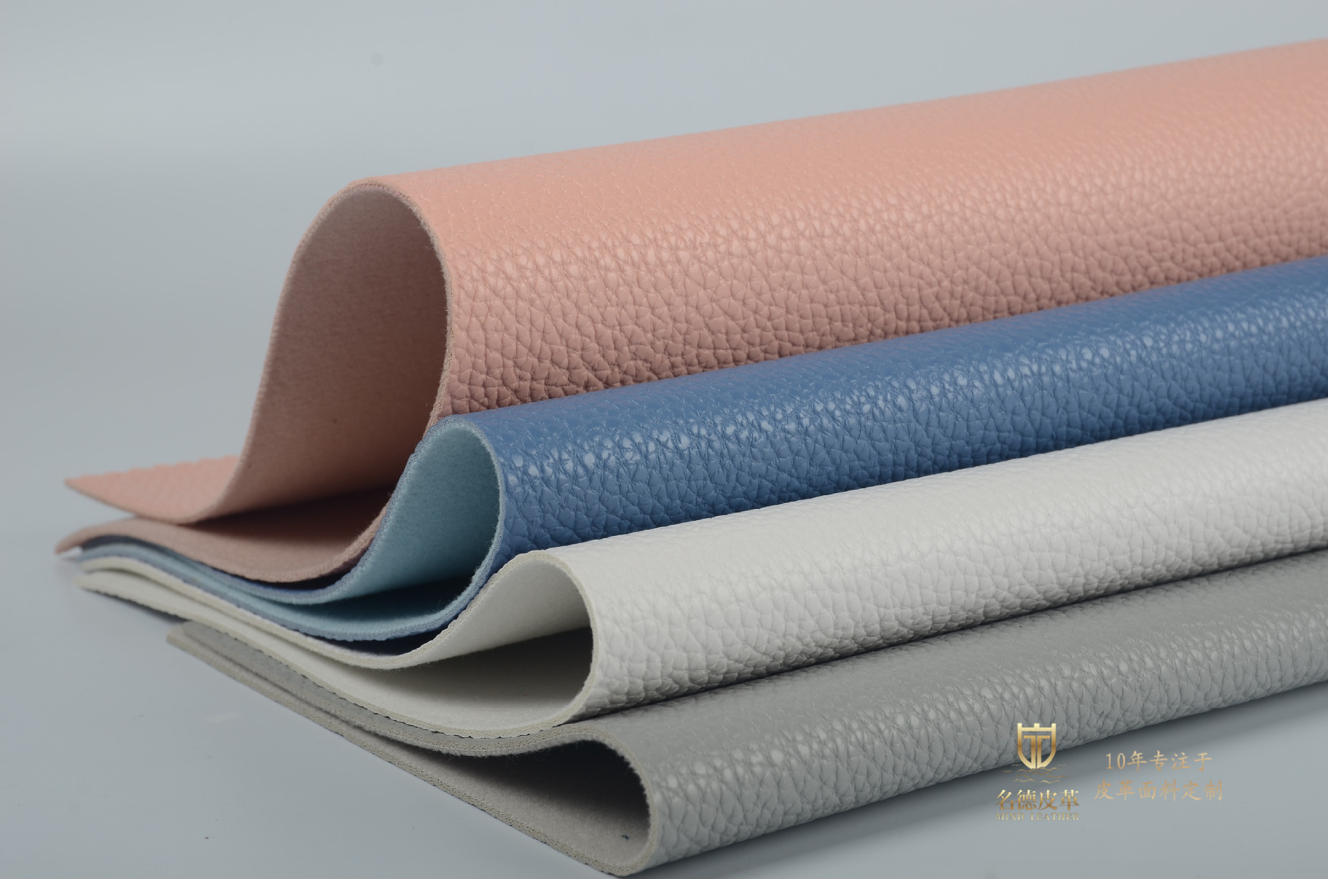 合成革-1.8 环保pvc箱包饰品pvc皮料 同底色十字纹荔枝纹流苏工艺品配