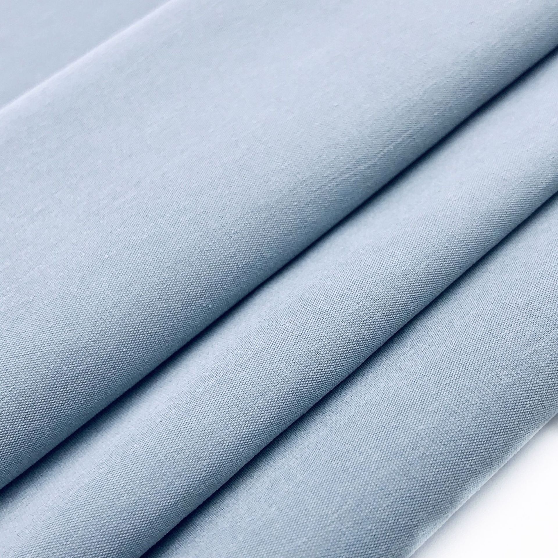 棉感双面平纹 仿棉平纹双芯酷丝棉面料夏季女装时装短裤面料批发