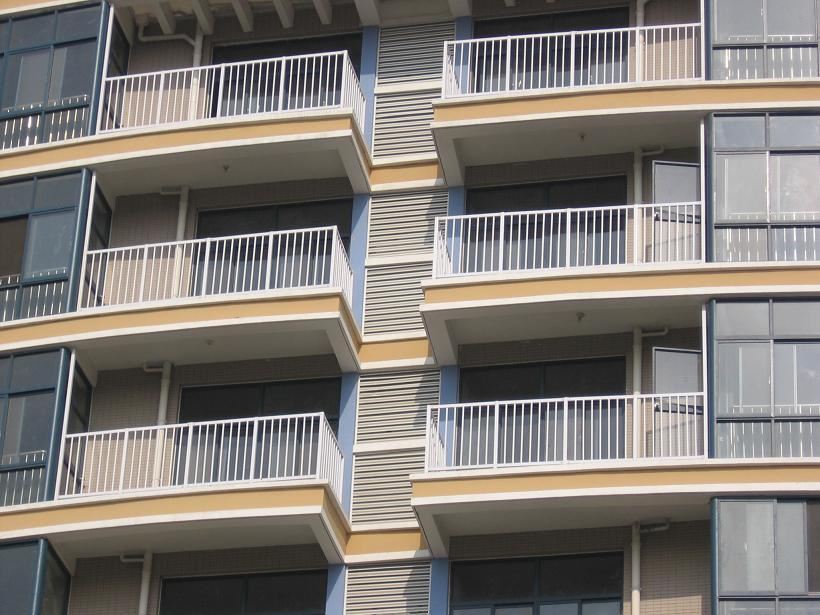 供应铁艺护栏 阳台铁护栏 别墅护栏铁围栏 铁艺防护栏