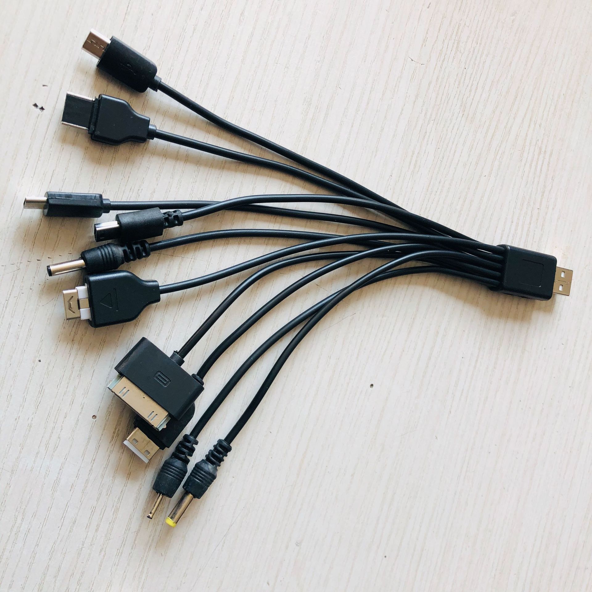 批发usb一拖十充电线 10合1万能充电线 多功能手机数据线加粗圆线