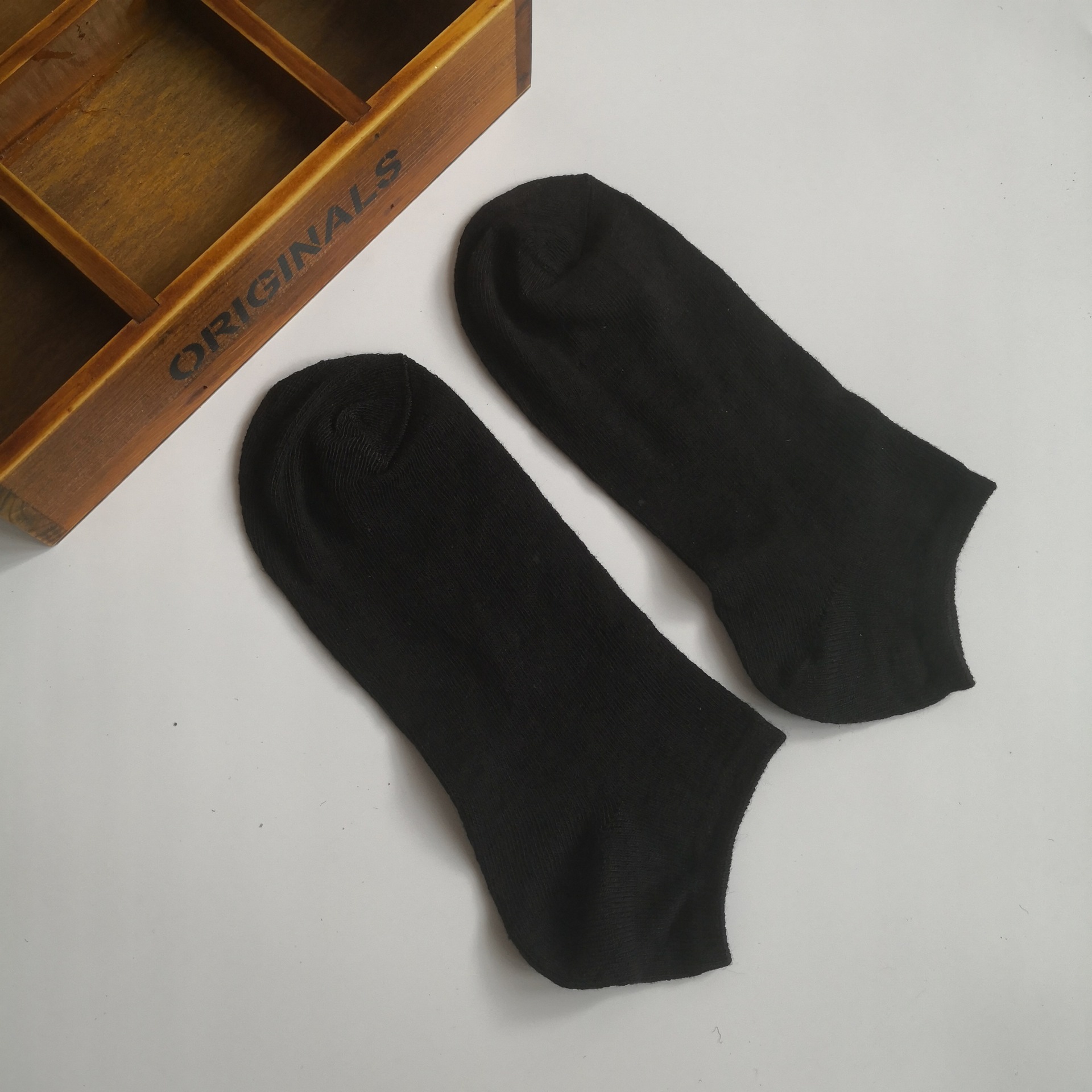 四季赠品袜子 黑色船袜 短筒隐形袜子足浴赠品地摊货源批发