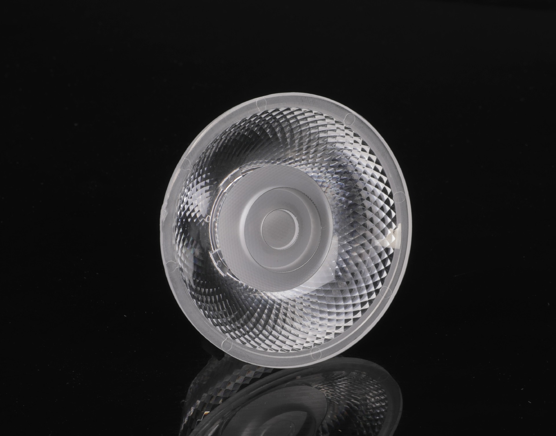 阿拉灯光学透镜 厂家直销 led筒灯射灯轨道灯透镜pc料cob60mm24