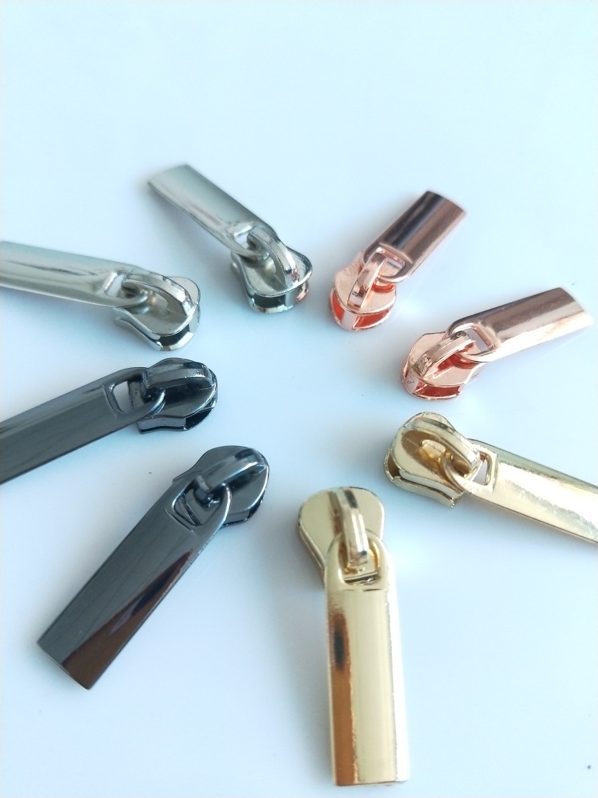 厂家现货直销批发 5号光身尼龙拉链头 箱包手袋拉片拉头 金属拉片