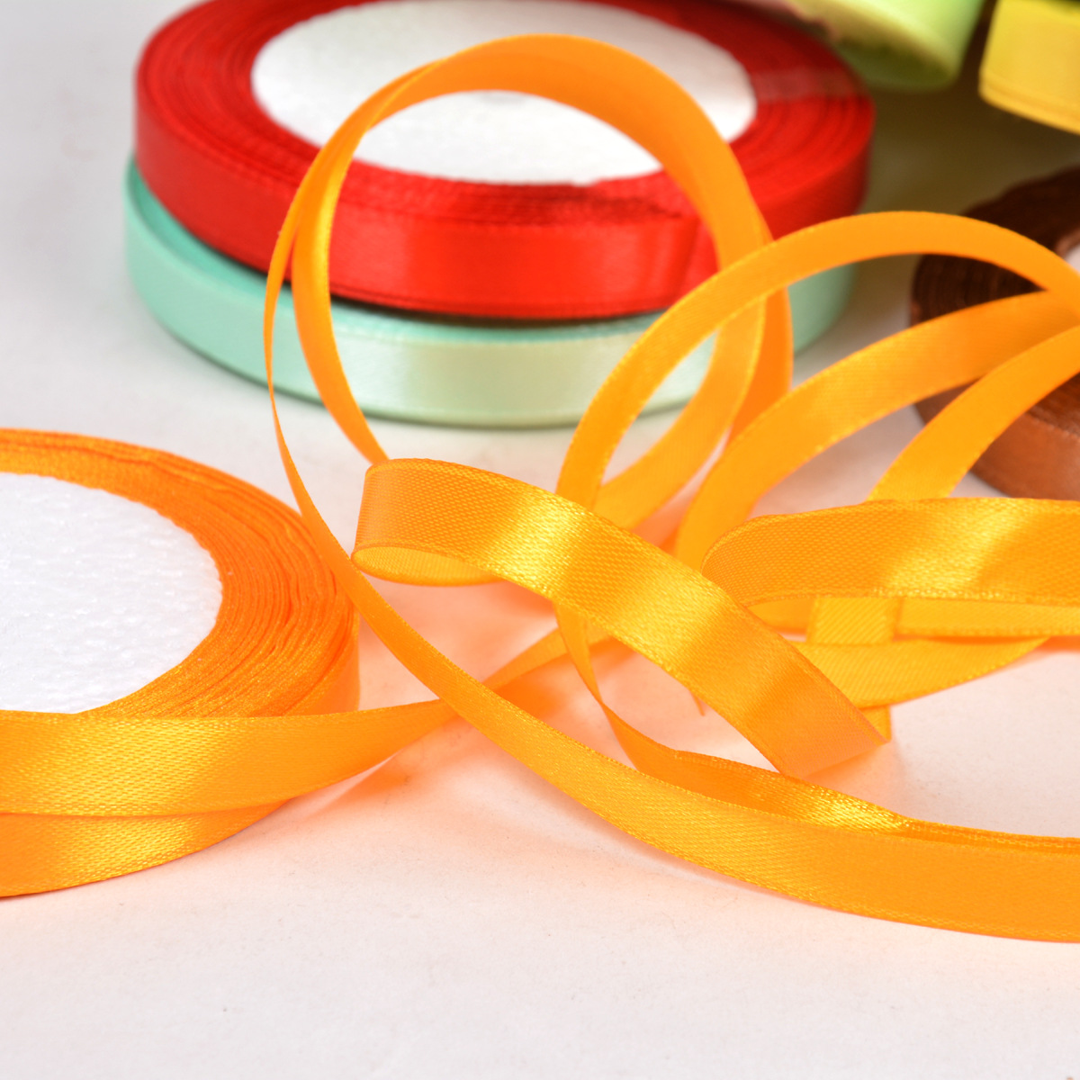 Factory Direct Sales 1cm Wide Polyester Satin Ribbon Wedding Bow Gift Packing Ribbon Wholesale Ribbon