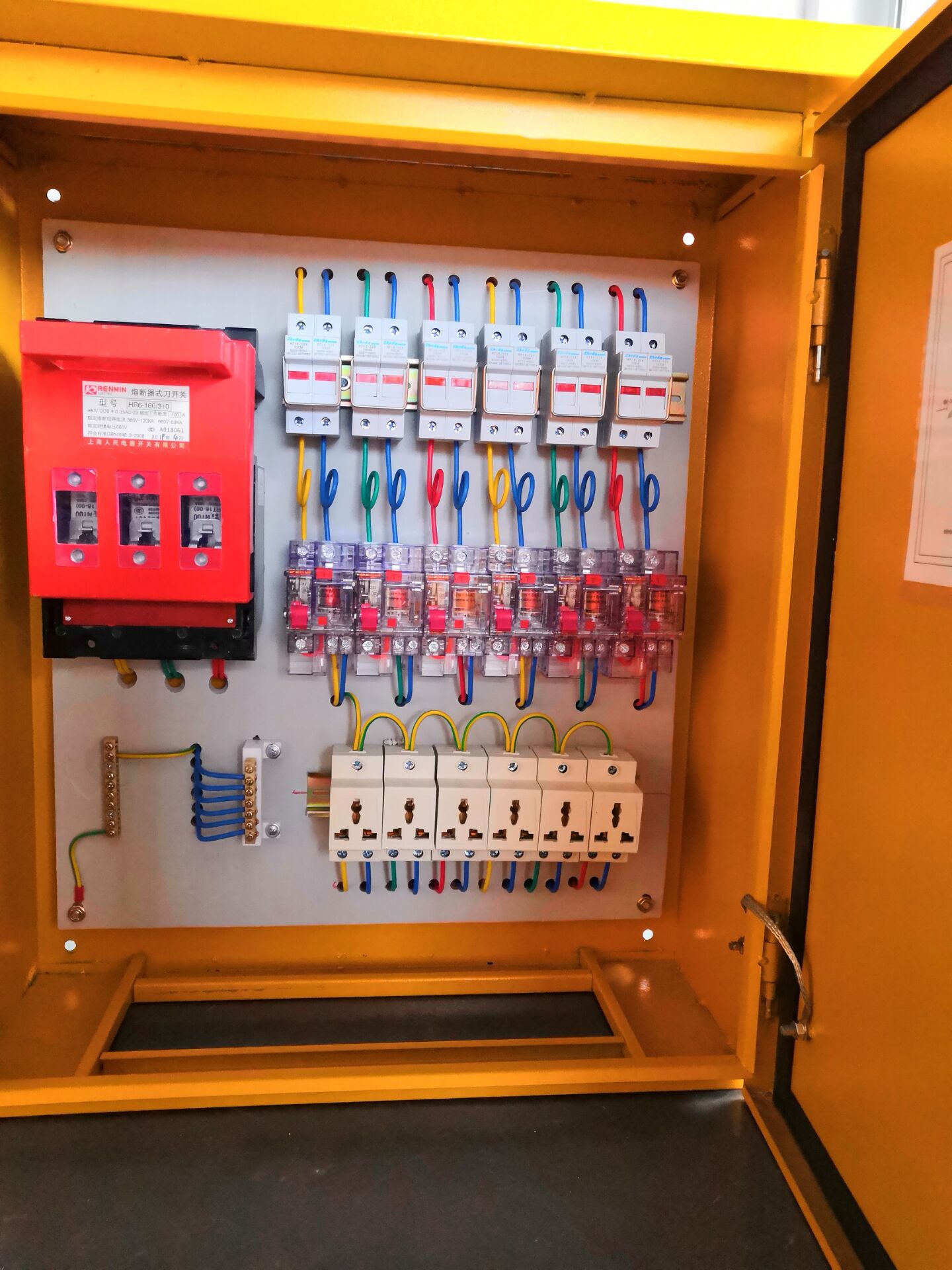 厂家定制生产建筑工地标准三级箱 户外工地插座箱生产批发销售