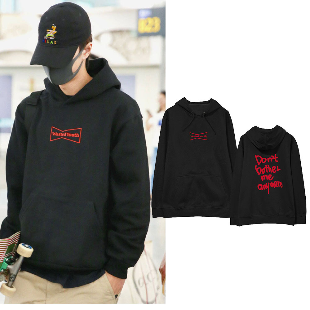 王一博机场街拍同款衣服连帽卫衣宽松时尚潮流男女春秋加绒外套