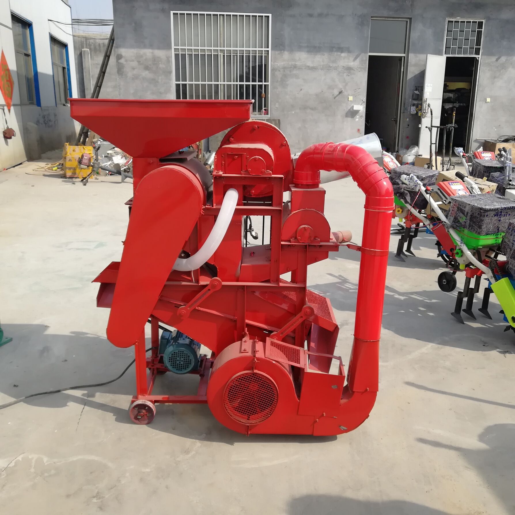 大型花生脱壳机价格图片