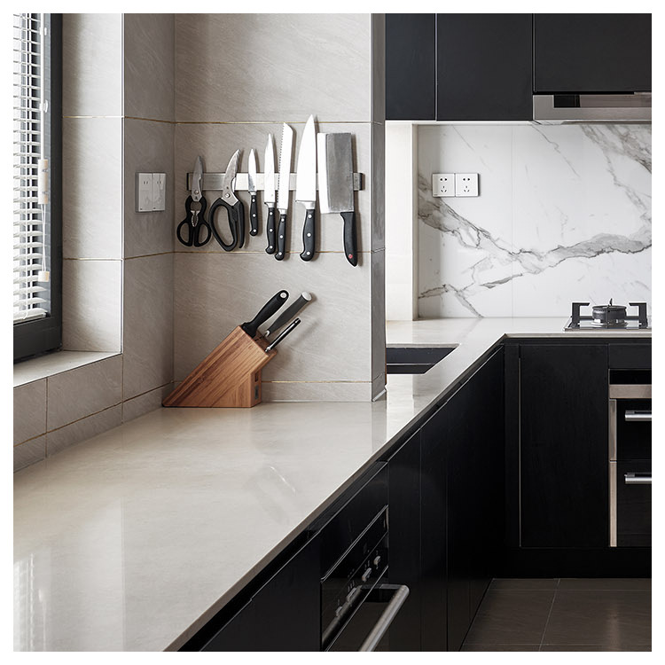 定制橱柜 厂家批发 黑色橱柜岩板门板 耐高温耐磨台面 装修岩板