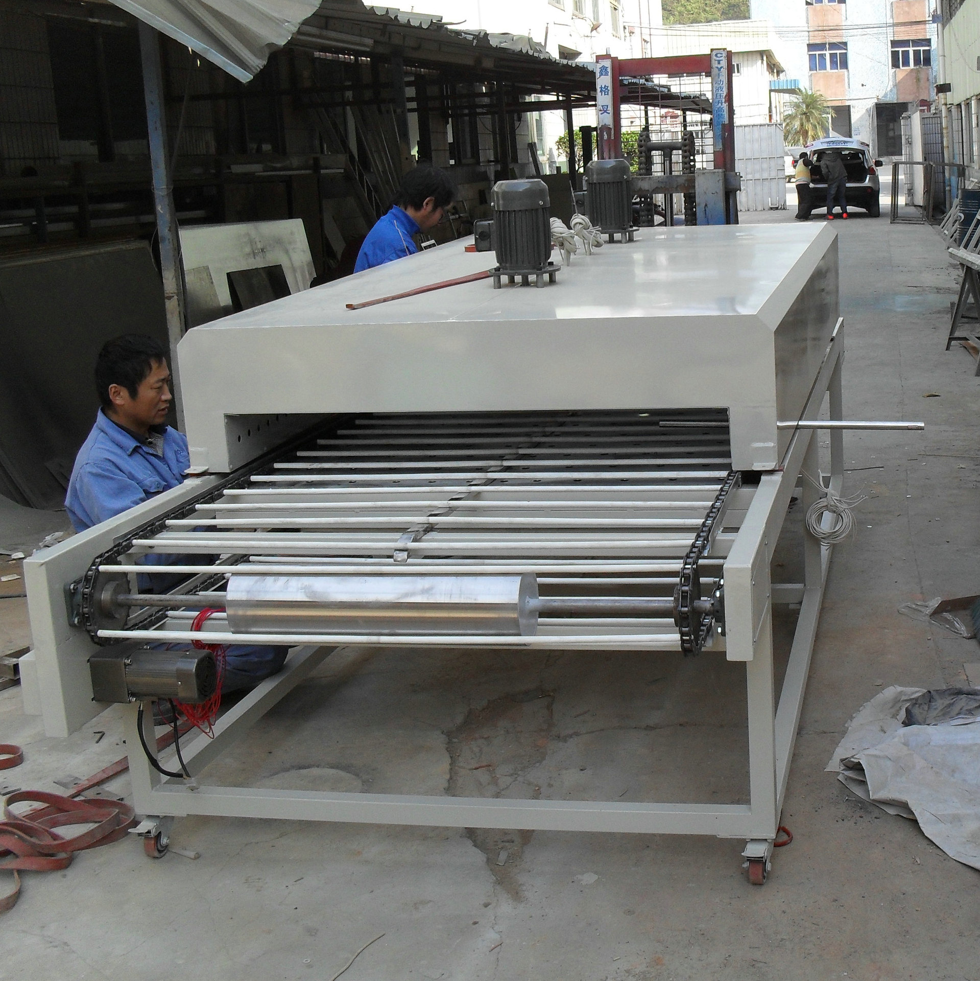 专业批发自动缩膜机 自动化热收缩包装机 全自动热收缩包装机