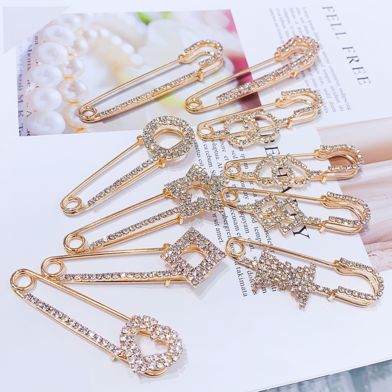 Clothing Cardigan Small Pin Korean All-Match Corsage Clothing Accessories Ins Crystal Brooch Female Anti-Unwanted-Exposure Buckle