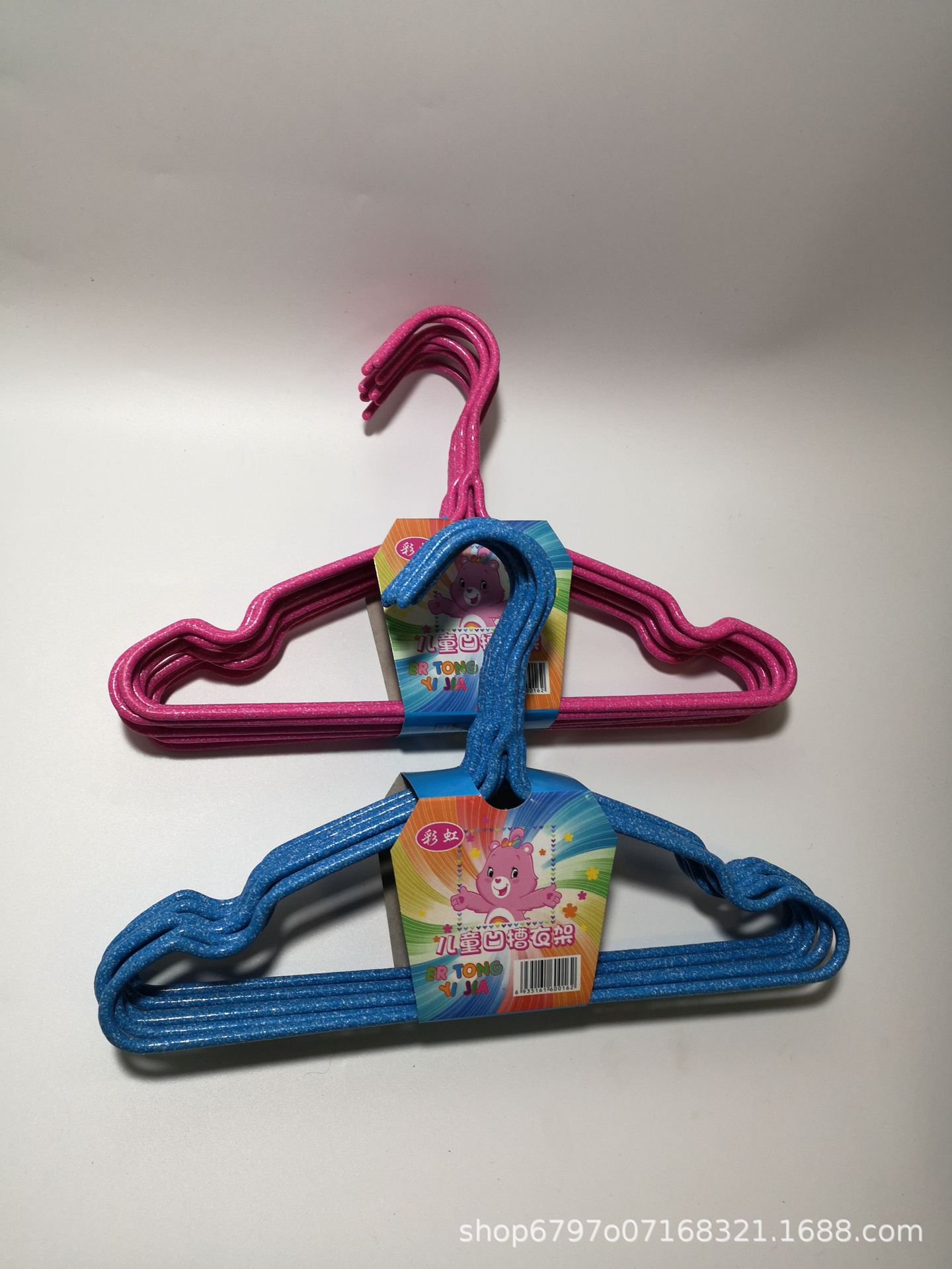 厂家直销浸塑儿童衣架衣物晾晒十根浸塑衣架五元店地摊热卖产品