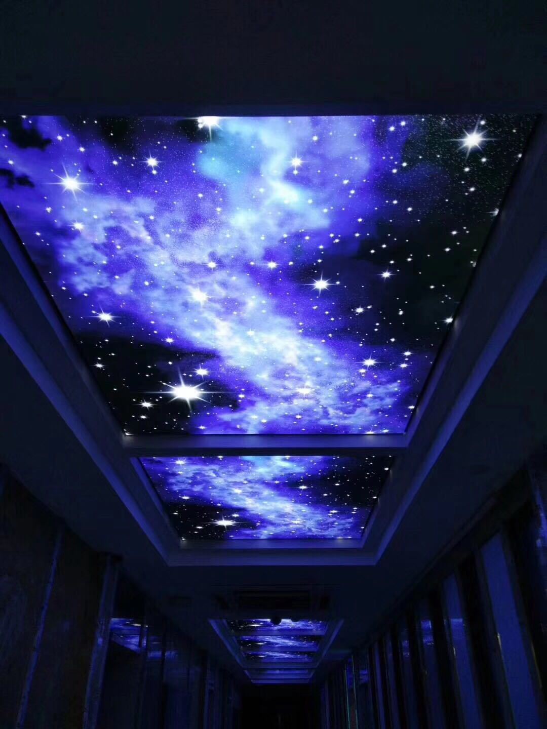厂家定制uv软膜天花吊顶透光膜高清喷画材料宇宙星空素材防火膜