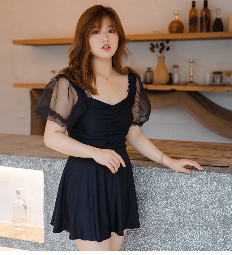 新款加肥加大码泳衣女胖mm性感蕾丝宽松遮肚显瘦连体平角温泉泳装