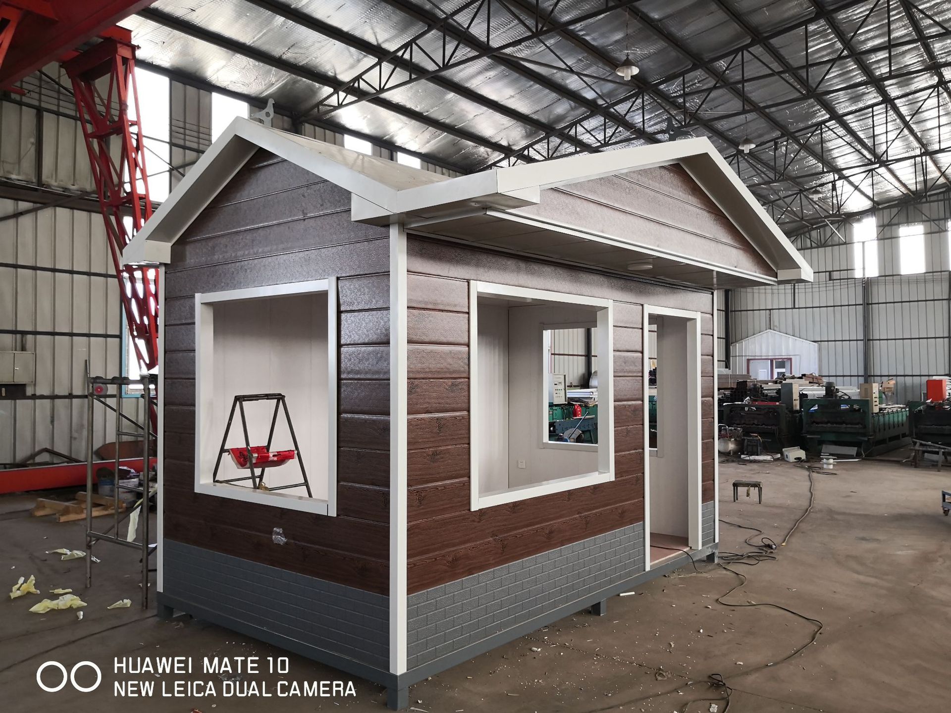 厂家制作直销 金属雕花板房,活动房,门卫室,岗亭,售票亭