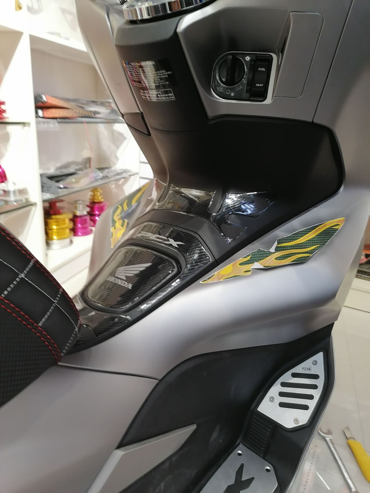 适用honda本田pcx150贴纸贴花改装装饰反光贴pcx贴画