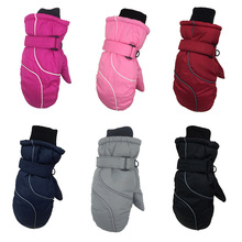 儿童加厚保暖拼接滑雪手套批发 冬季可爱防水防风户外中童手套