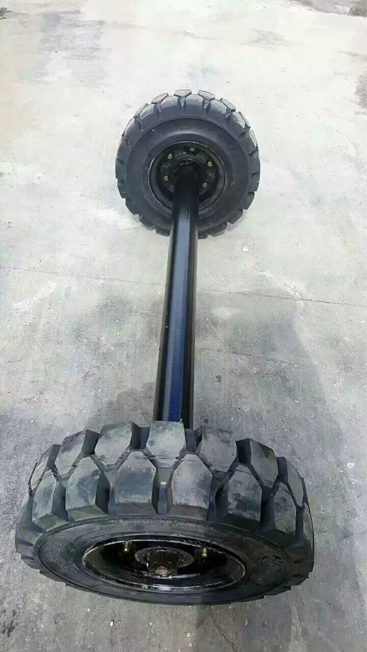 2021款拖车轴2吨平板拖车轮轴厂家供应实心胎车轴