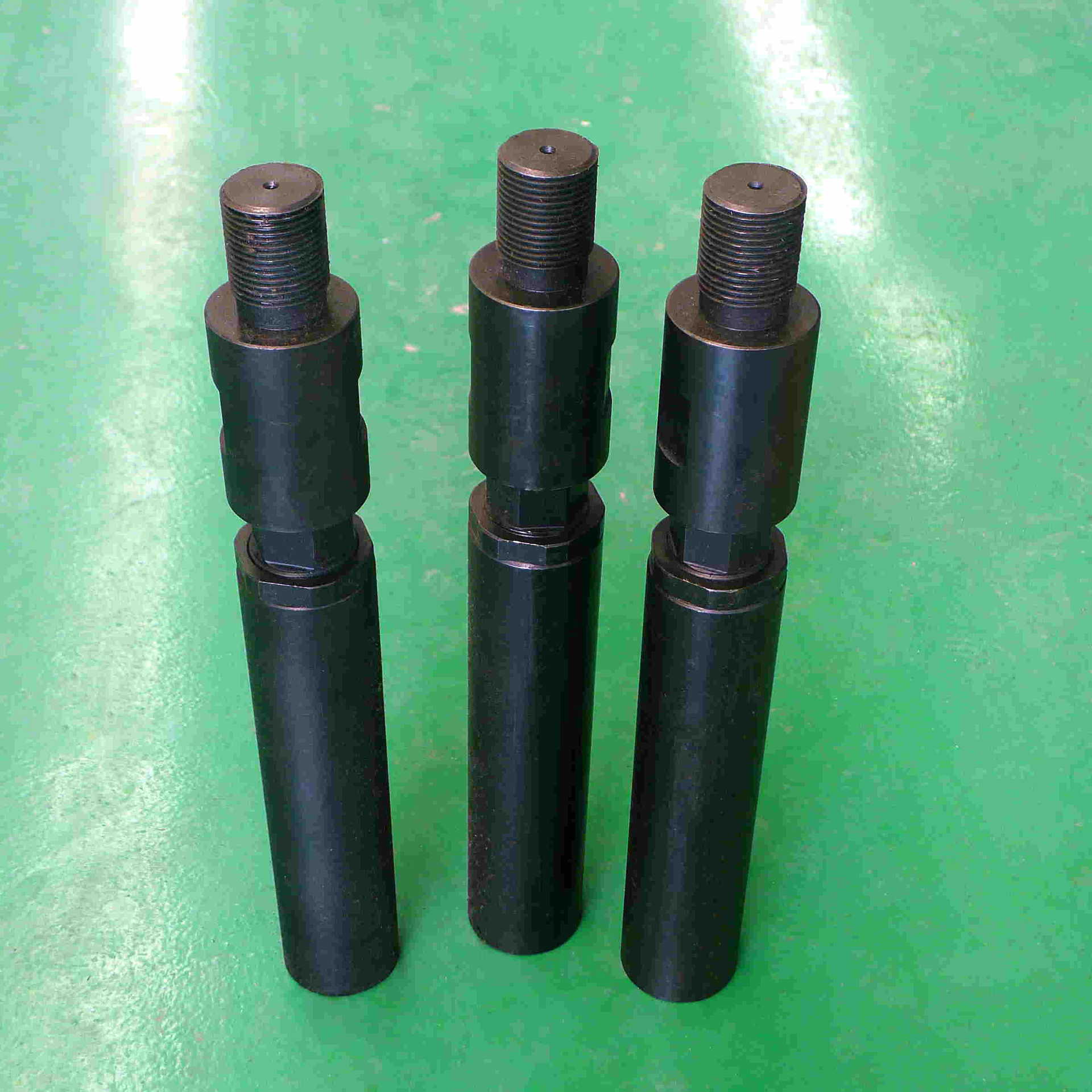 抽油设备 井下工具 防脱器