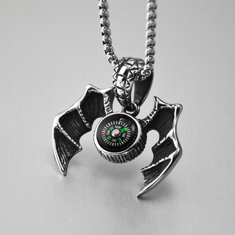 2019款hiphop嘻哈个性潮流双翼指南针钛钢项链挂饰男女款9725g
