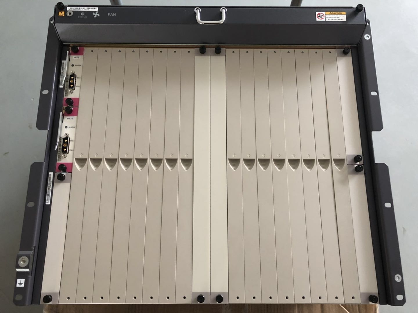 全新原包装 适用华为ma5680t 21英寸空机框 带风扇 华为olt设备