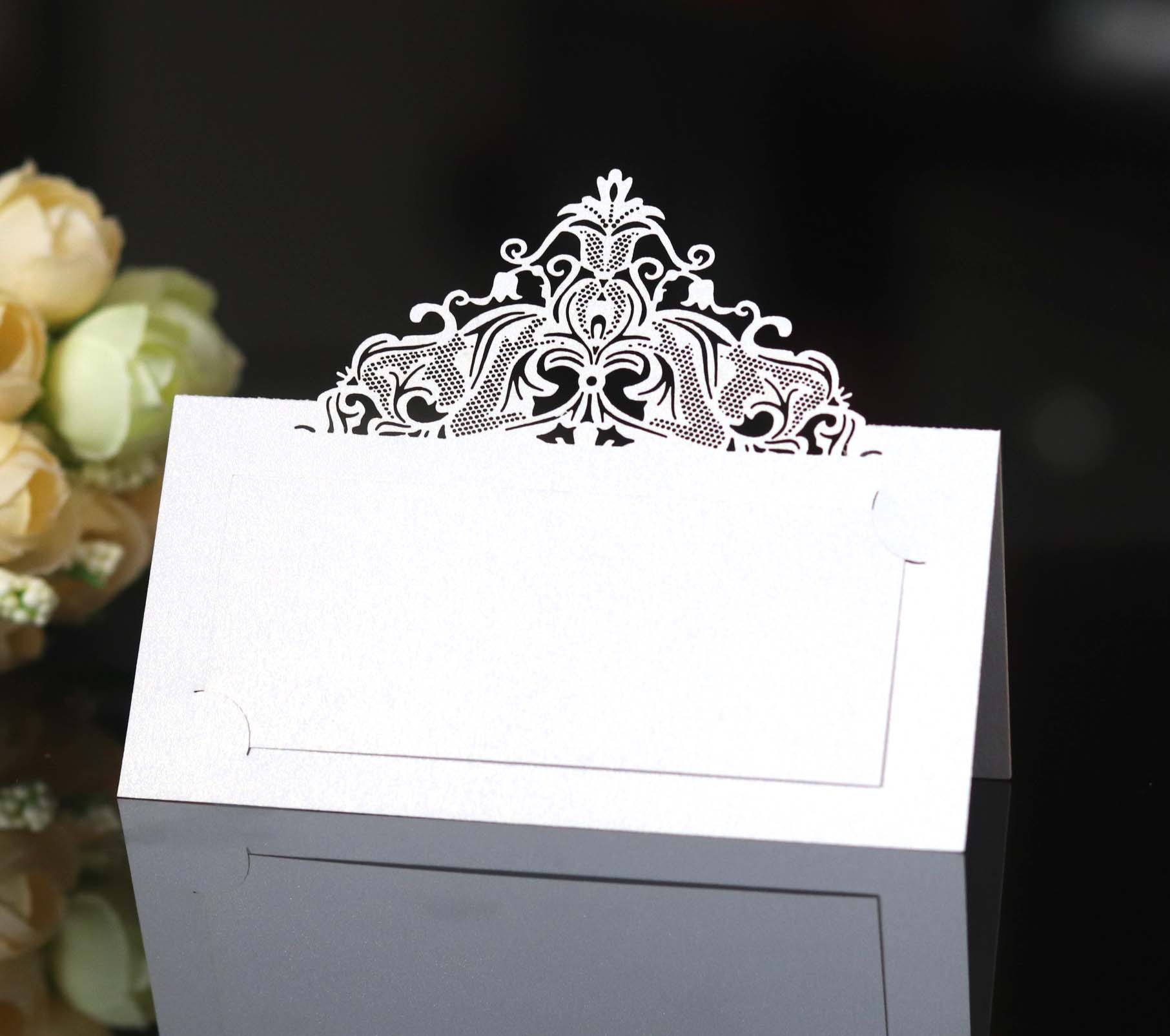 亚马逊厂家直销激光镂空婚礼席位卡 节日桌卡座次卡蕾丝座位卡