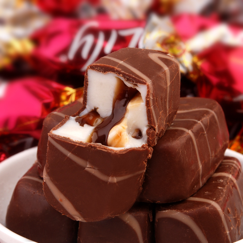 俄罗斯进口糖果粉红莉莉夹心巧克力糖