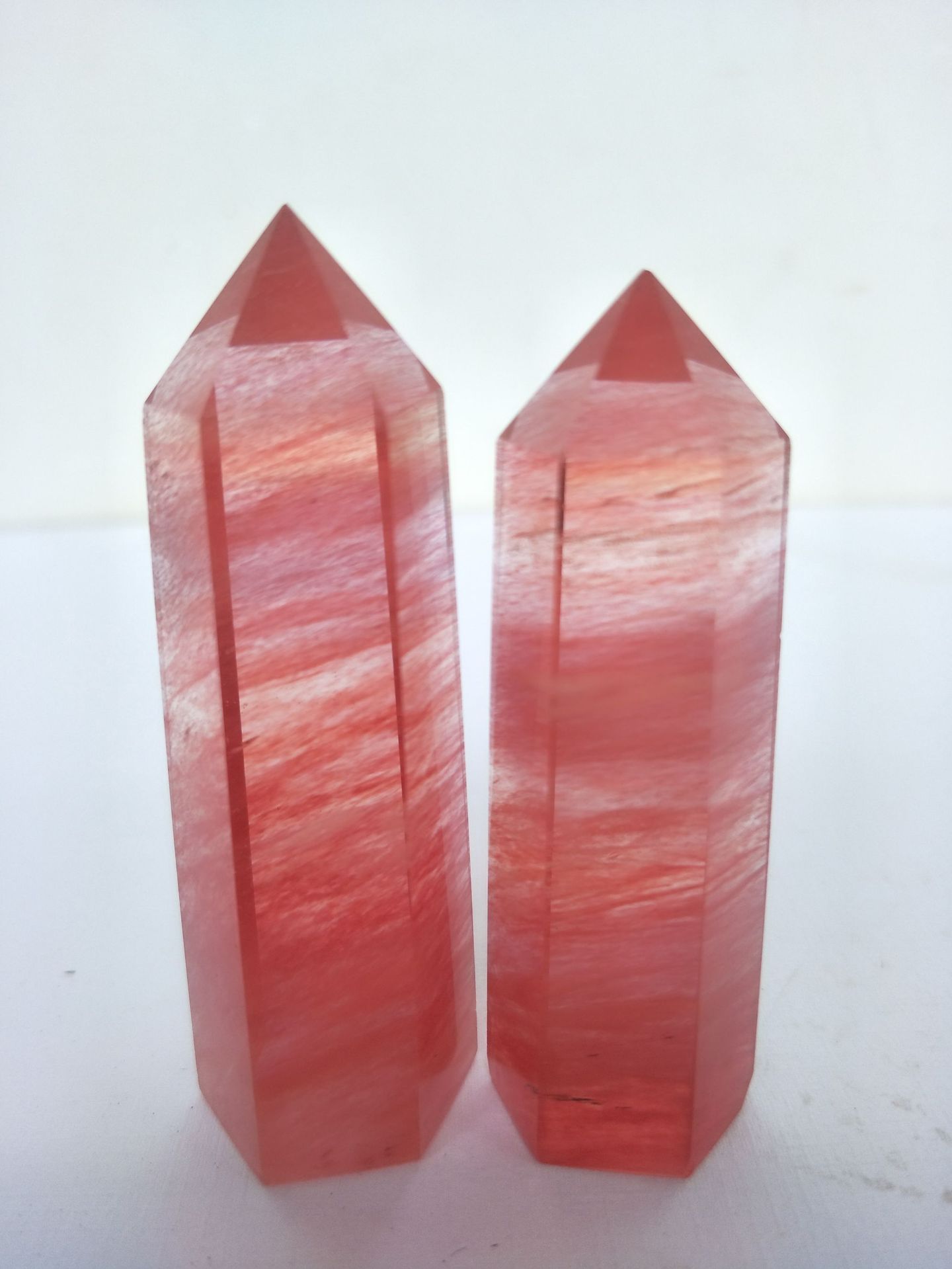 厂家批发红熔炼石六棱柱 摆件 装饰礼品