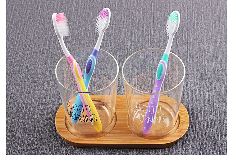 可贝尔 a613 炫白护理细丝软毛成人牙刷 300支/箱