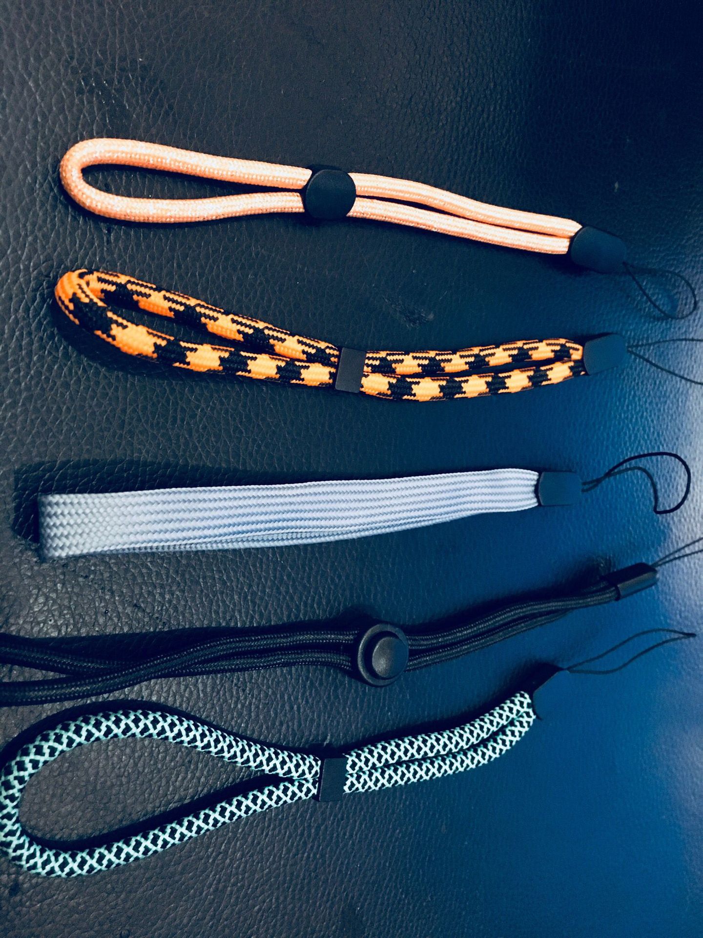 大量生产彩色硅胶手机绳 橡胶水杯手机绳 低价保质