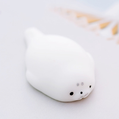 Animal Tuanzi Squeezing Toy Japanese and Korean Novel Creative Student Small Gift Decompression SEAL Doll Vent Toy Children