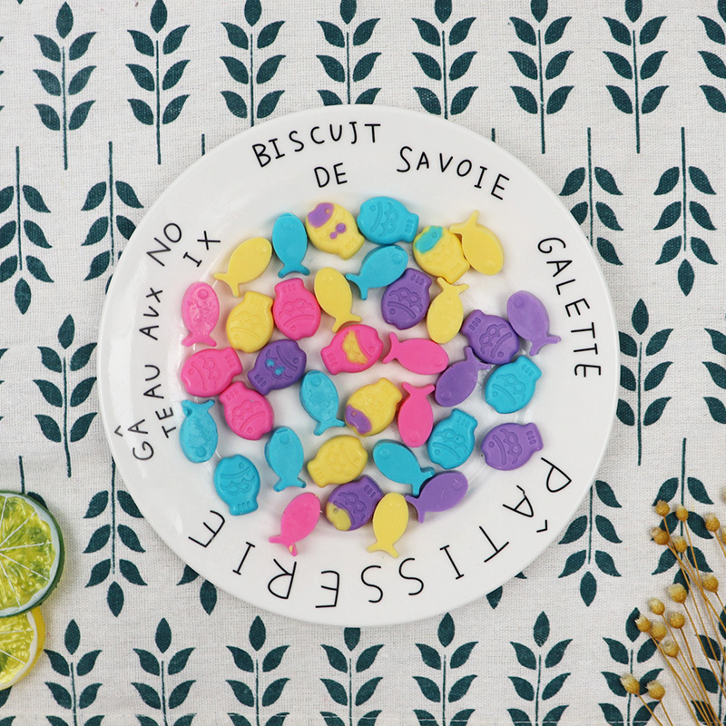 现货批发 36连小鱼巧克力模 食品级硅胶 耐高温易脱模 diy烘焙