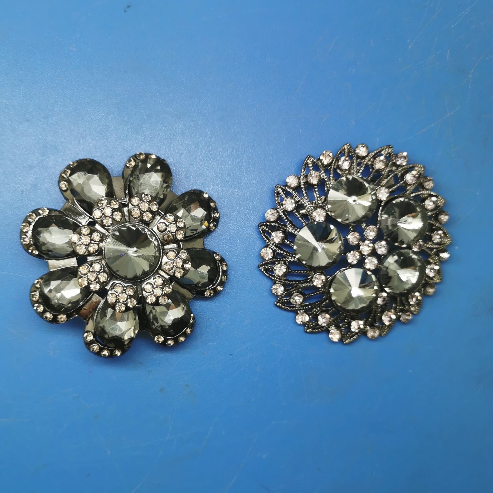 【厂家】直销可oem定制镶钻纽扣手缝钻大衣纽扣钻扣胸花装饰扣