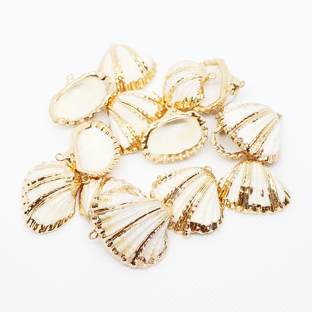 天然贝壳时尚流行贝壳工艺品扇贝镀金边坠子 diy饰品配件耳饰吊坠