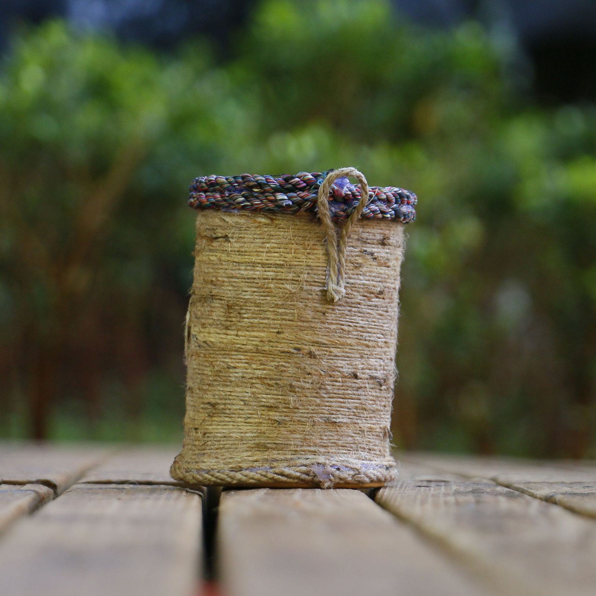 民族特色笔筒 麻绳草绳笔筒 办公家居饰品礼品 创意工艺品笔筒