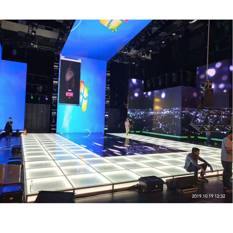 厂家直销铝合金方柱骨架可发光钢化玻璃地台走秀t台舞台汽车展台