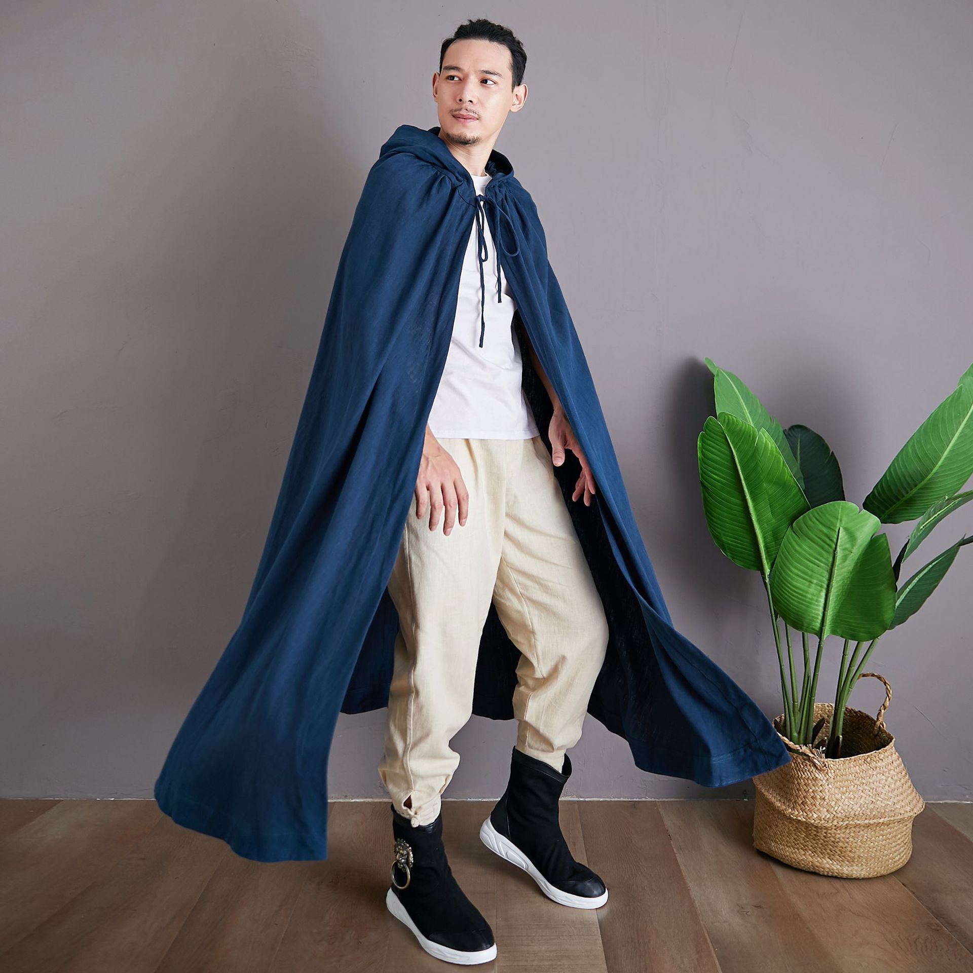 原创2020秋季新品中国风棉麻男装刺绣汉服披风古装斗篷男个性风衣