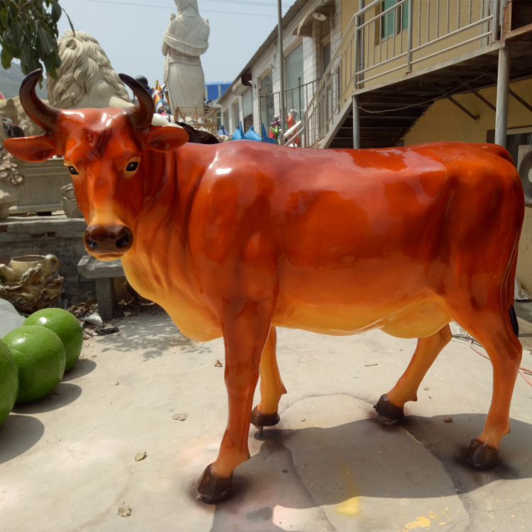 玻璃钢树脂牛雕塑卡通奶牛雕塑仿真动物彩绘牛户外景观园林摆件