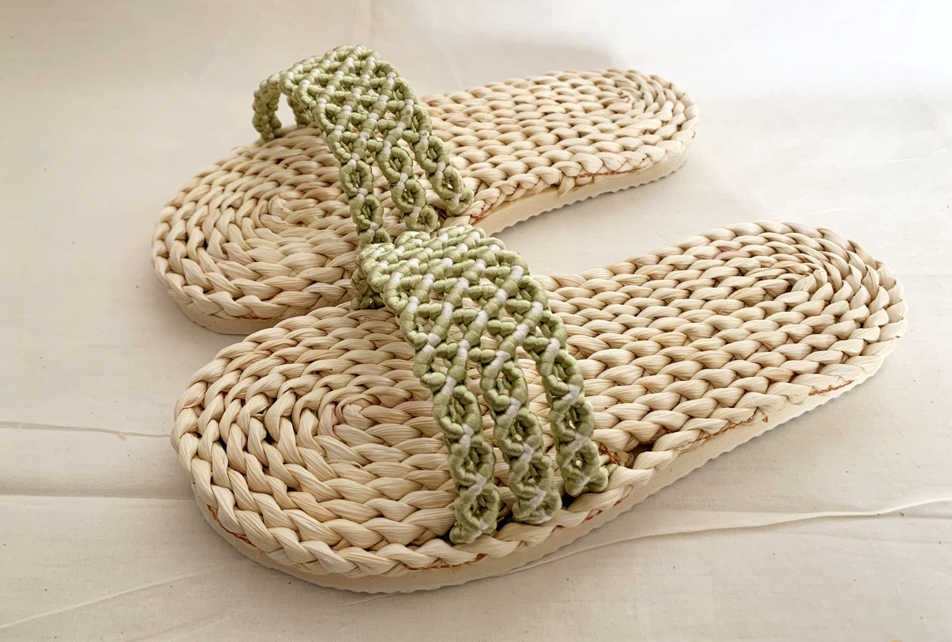 日系复古编织男士女士一字拖凉拖拖鞋玉米皮草鞋草编鞋简约居家鞋