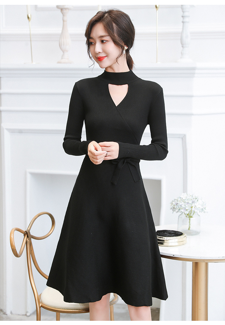 2019秋冬新款韩版中长款立领镂空过膝针织连衣裙纯色长袖打底裙子