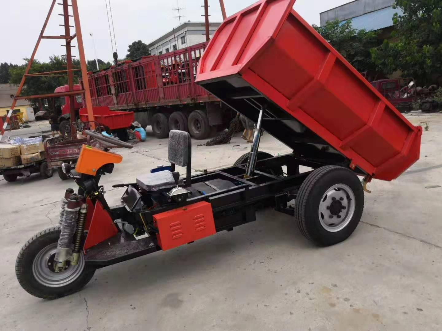 矿用电动三轮车3吨液压自卸翻斗车铁矿用三轮运输车厂家直销