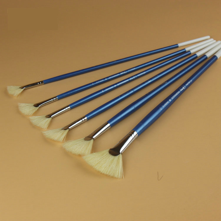 厂家直销扇形画笔水粉笔扇形单支水彩画笔水洗鱼尾笔猪鬃水粉笔