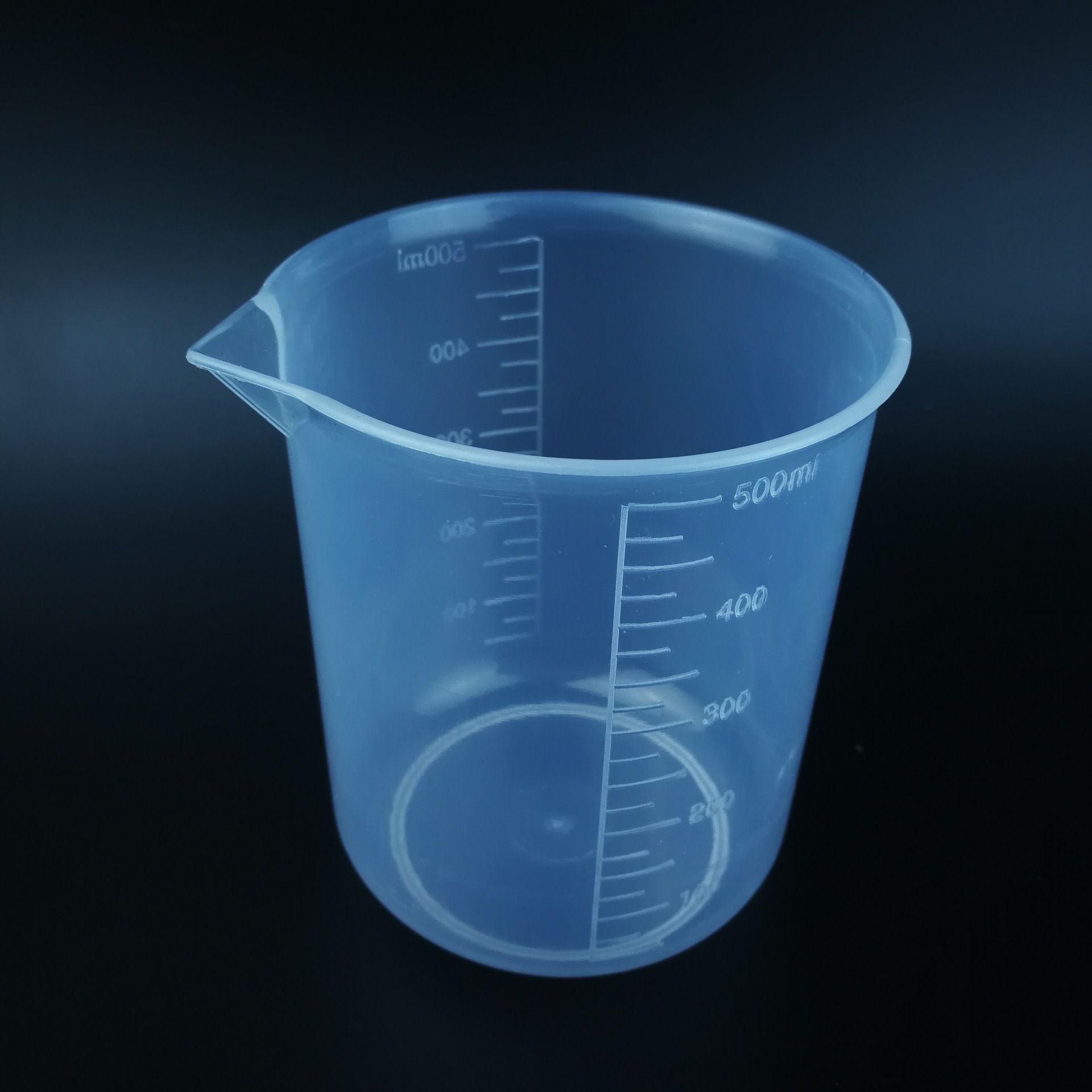 200毫升 烧杯 200ml塑料量杯 带嘴烧杯带刻度量杯 实验室塑料烧杯