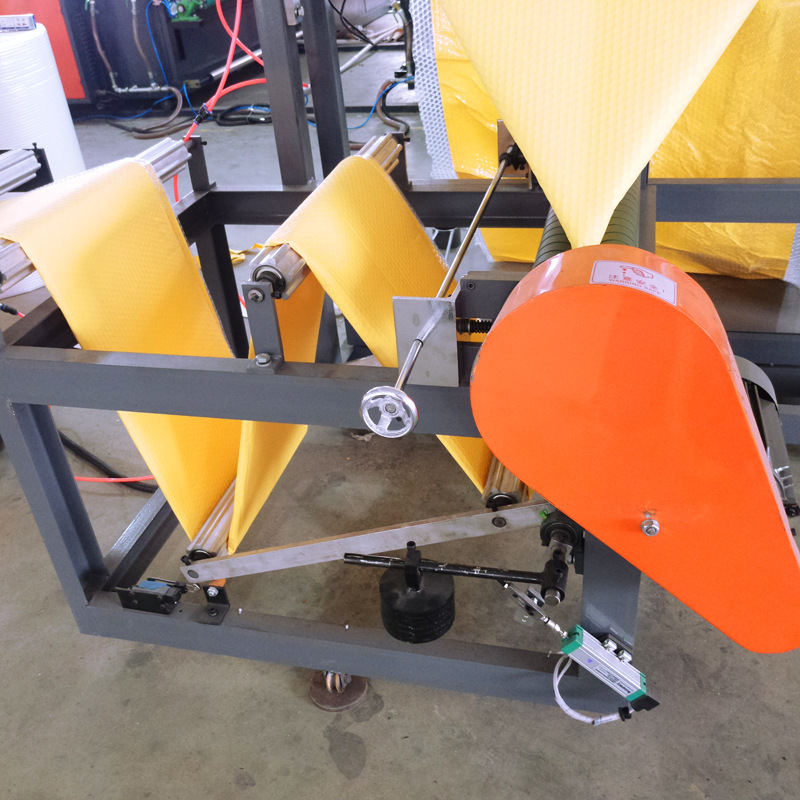 复合牛皮纸 快递袋制袋机 保温袋生产机器